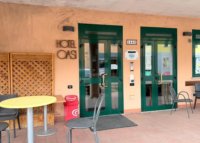 Hotel Oasi 3*